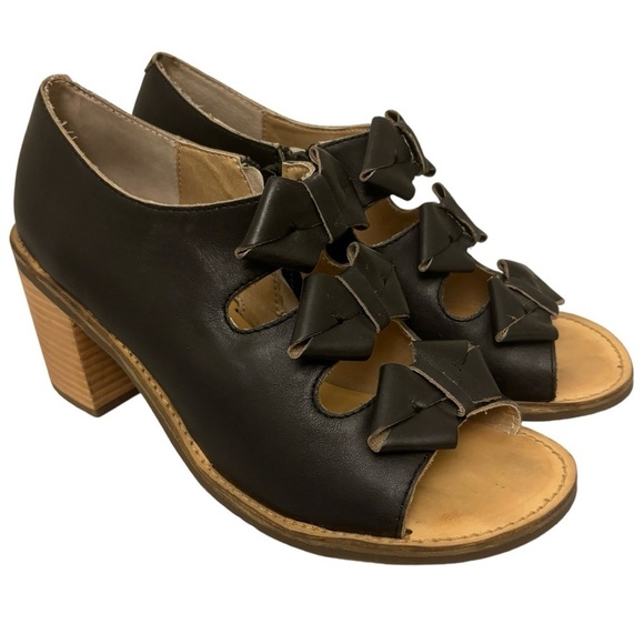 Latigo 9 Vega Anthropologie Leather Women’s Sandals Black Chunky Block Heels - Picture 1 of 12